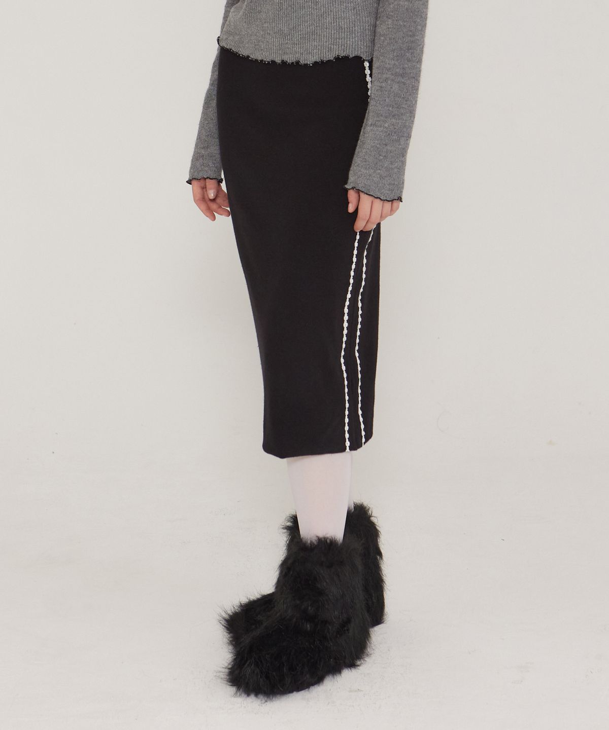 디어스토커(DEARSTALKER) HAZE LACE ANGORA MIDI SKIRT - BLACK