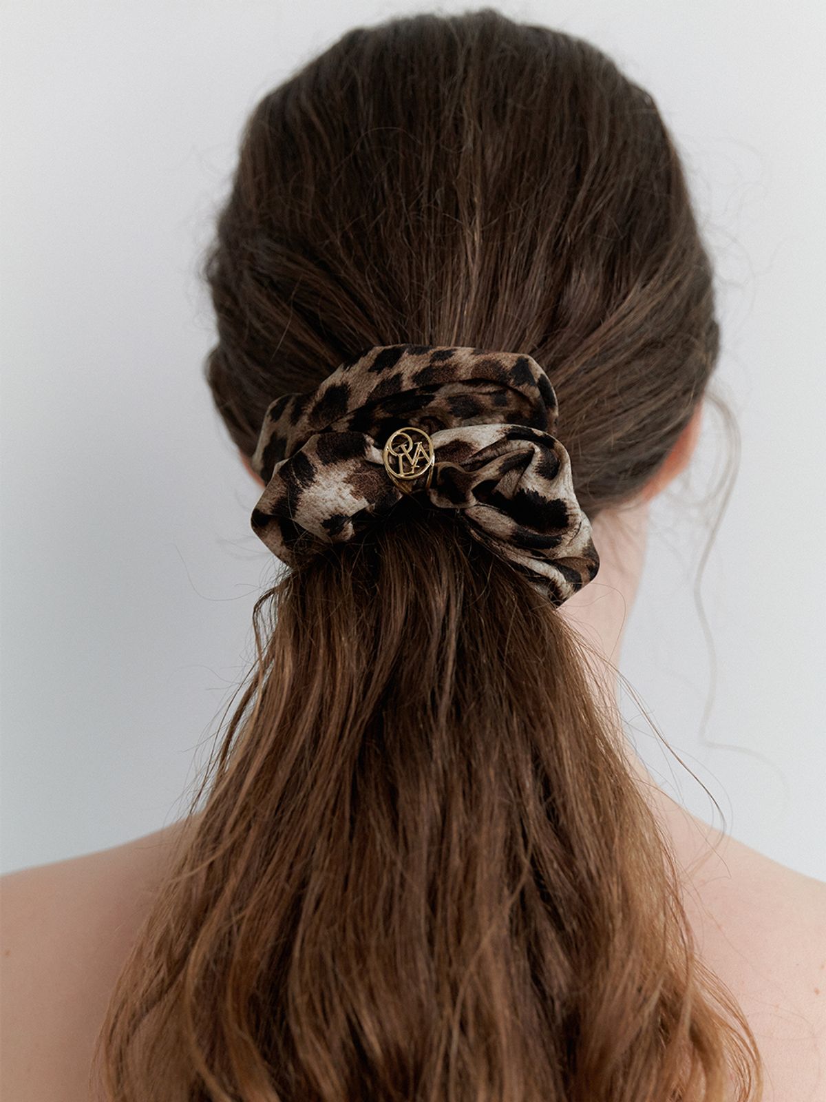 오블라(OVLA) Leopard symbol scrunchie HS025
