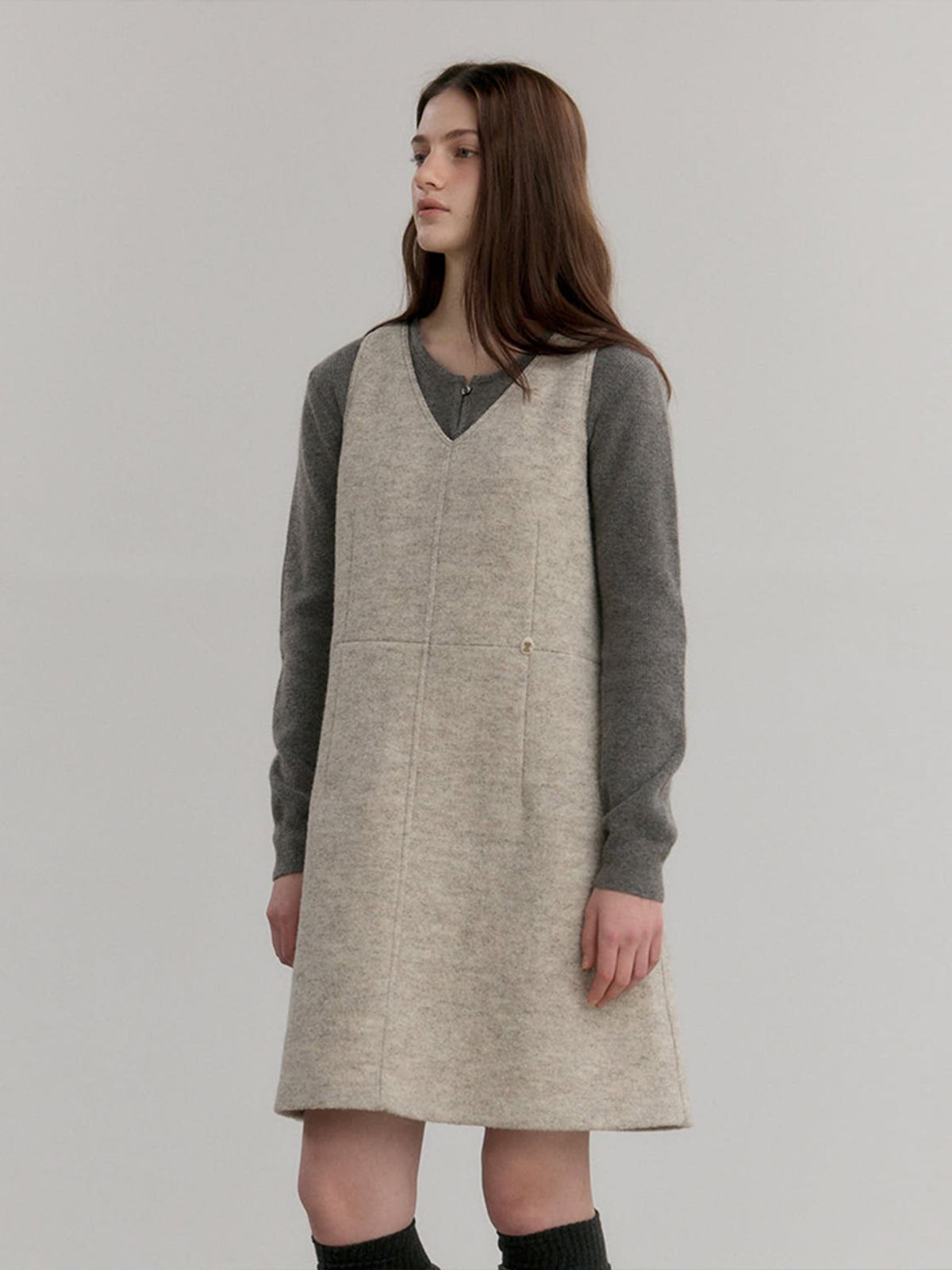 러브어스유(LOVEUSU) Carmel V-Neck Dress (Beige)