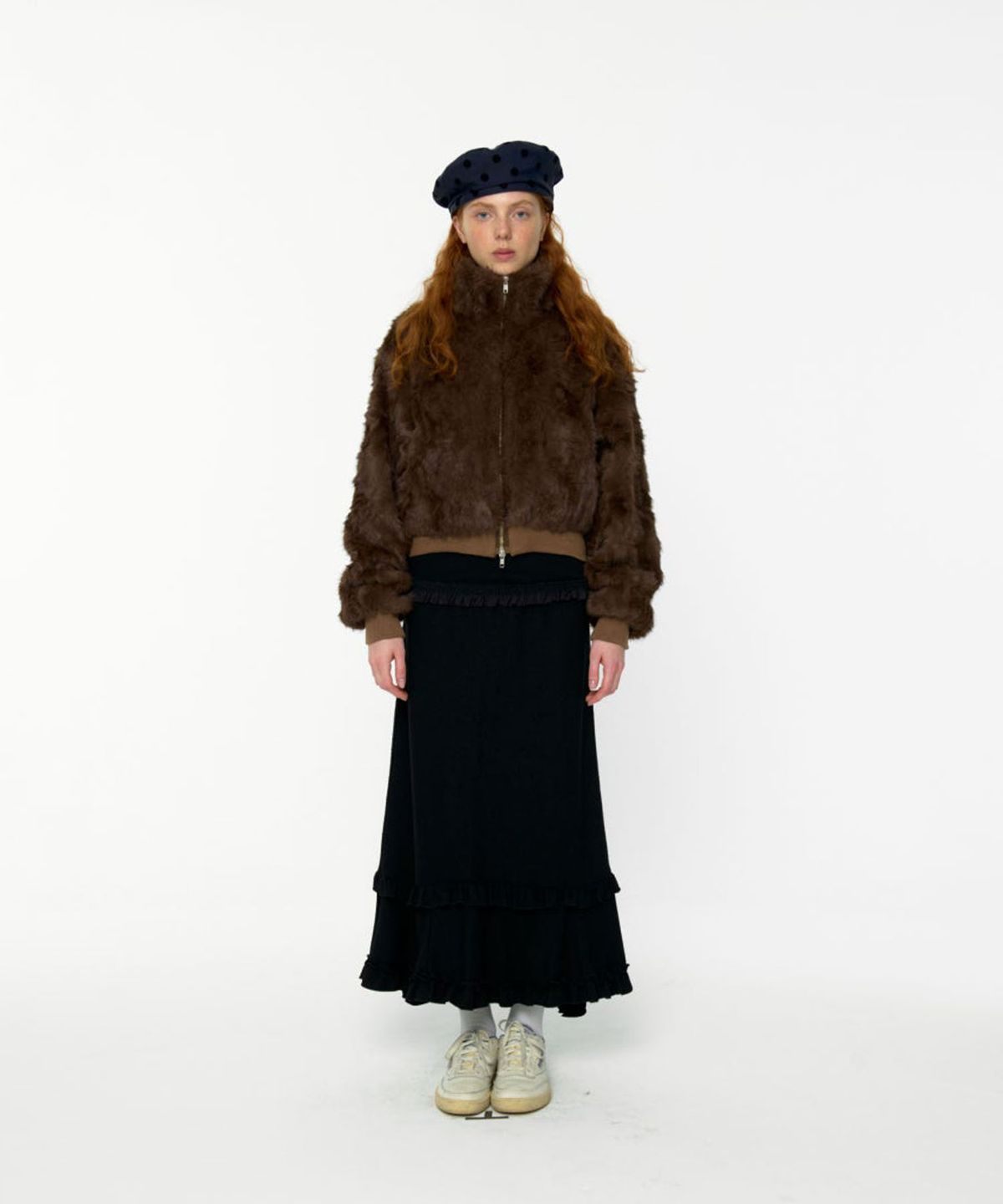 루루서울(LOULOUSEOUL) Unbar Frill Maxi Skirt (Black)