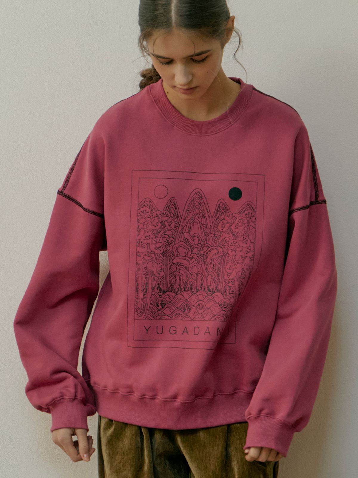 유가당(YUGADANG) 일월오봉도 스웻셔츠_핑크/FW/Sweety Sweatshirt