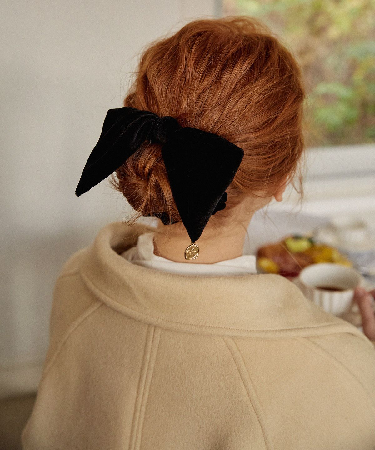 벨류엣(VALLUAT) Velvet Ribbon Scrunchie_Black
