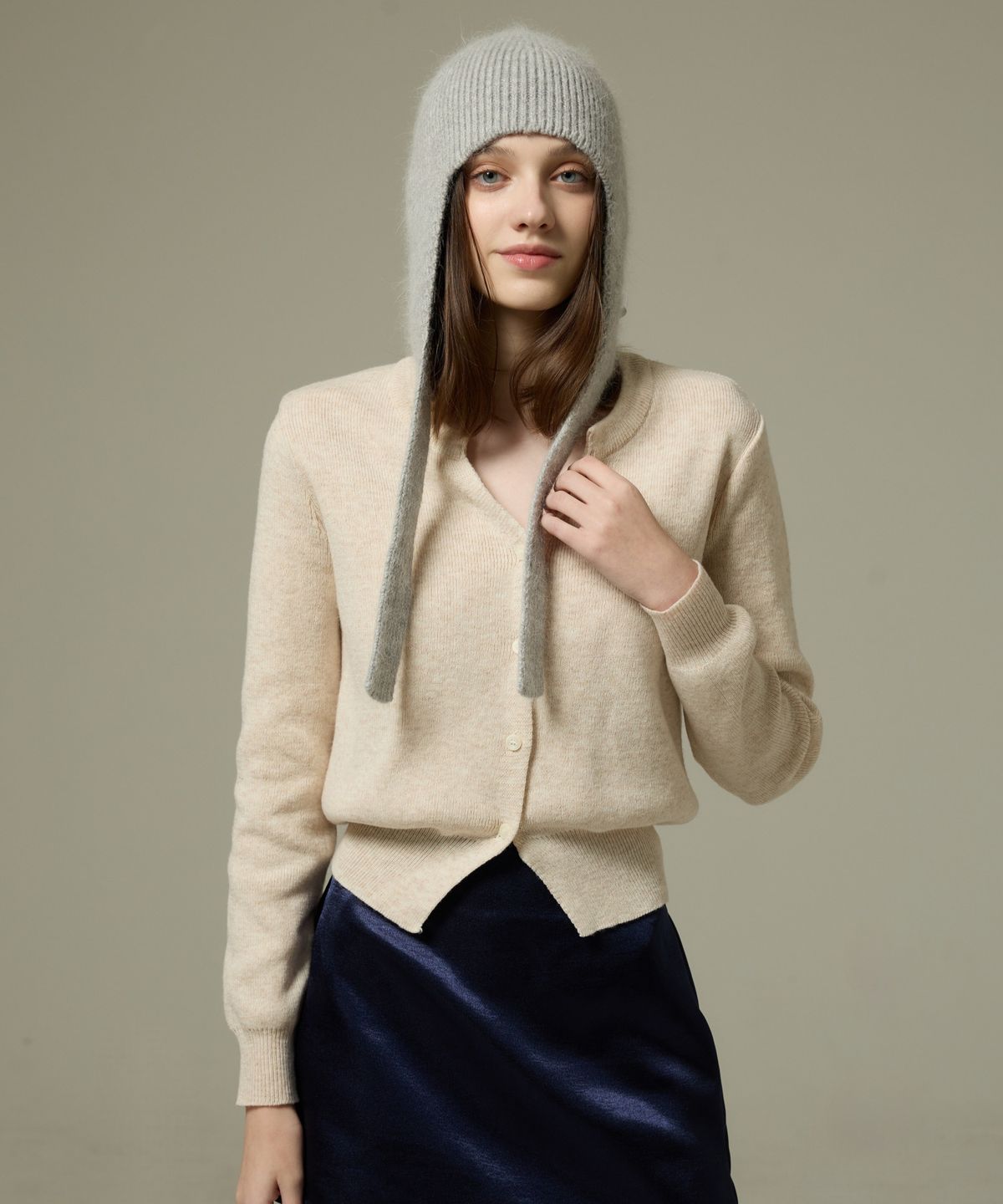 릴리코리(LILYKORI) Lea Natural Cardigan (Beige)