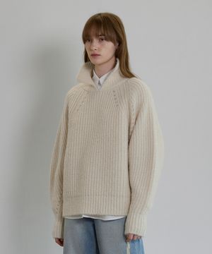 커브드 슬리브 풀오버 크림