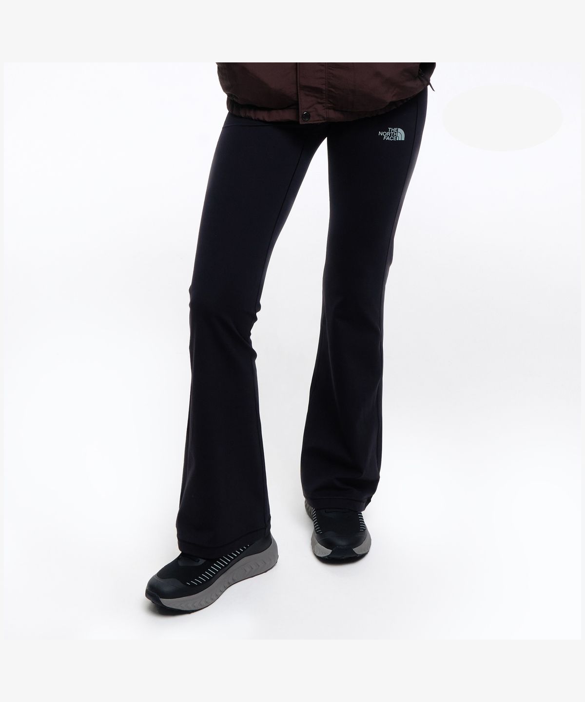 노스페이스(THE NORTH FACE) NF6KR31B 여성 스웨이 플레어 레깅스 CHOCOLATE