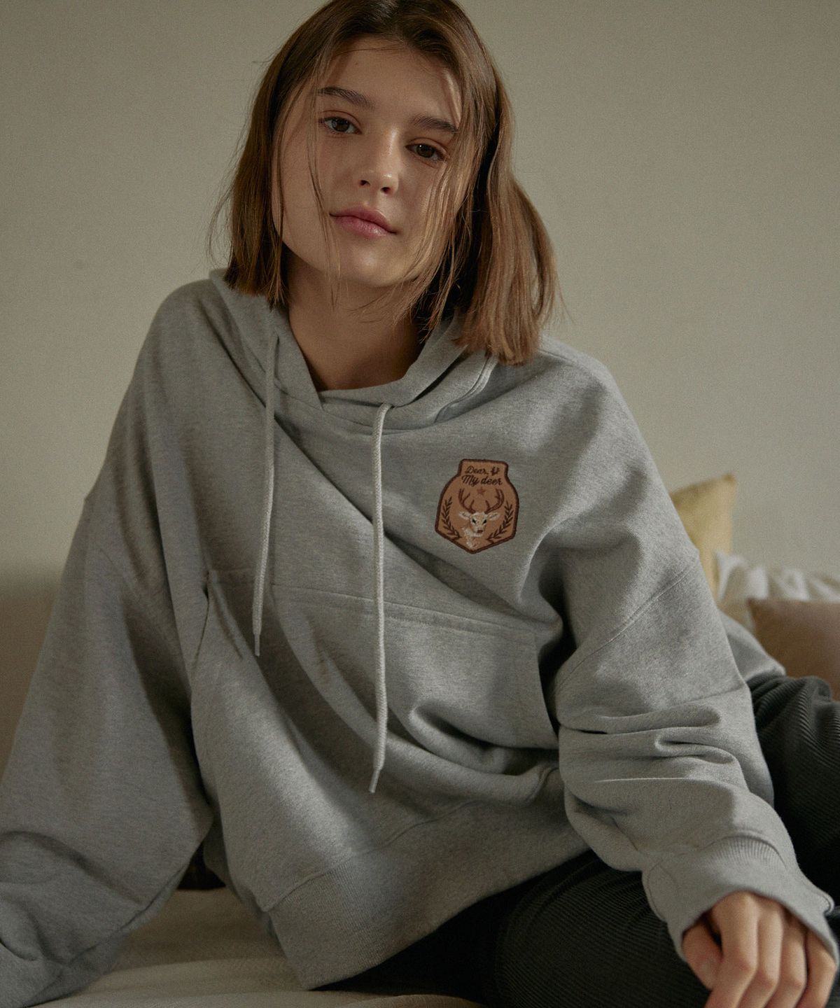 디어마이디어(DEARMYDEER) Wappen Hoodie (Grey)