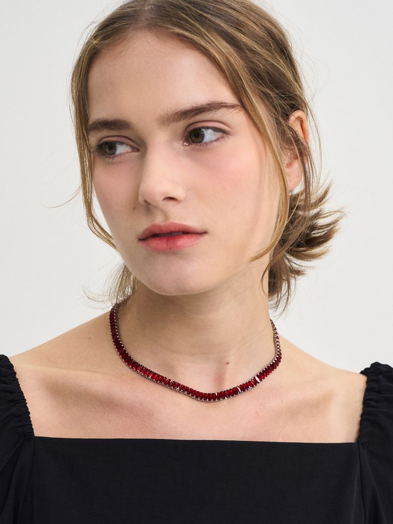 Red Square Jewel Necklace_Red