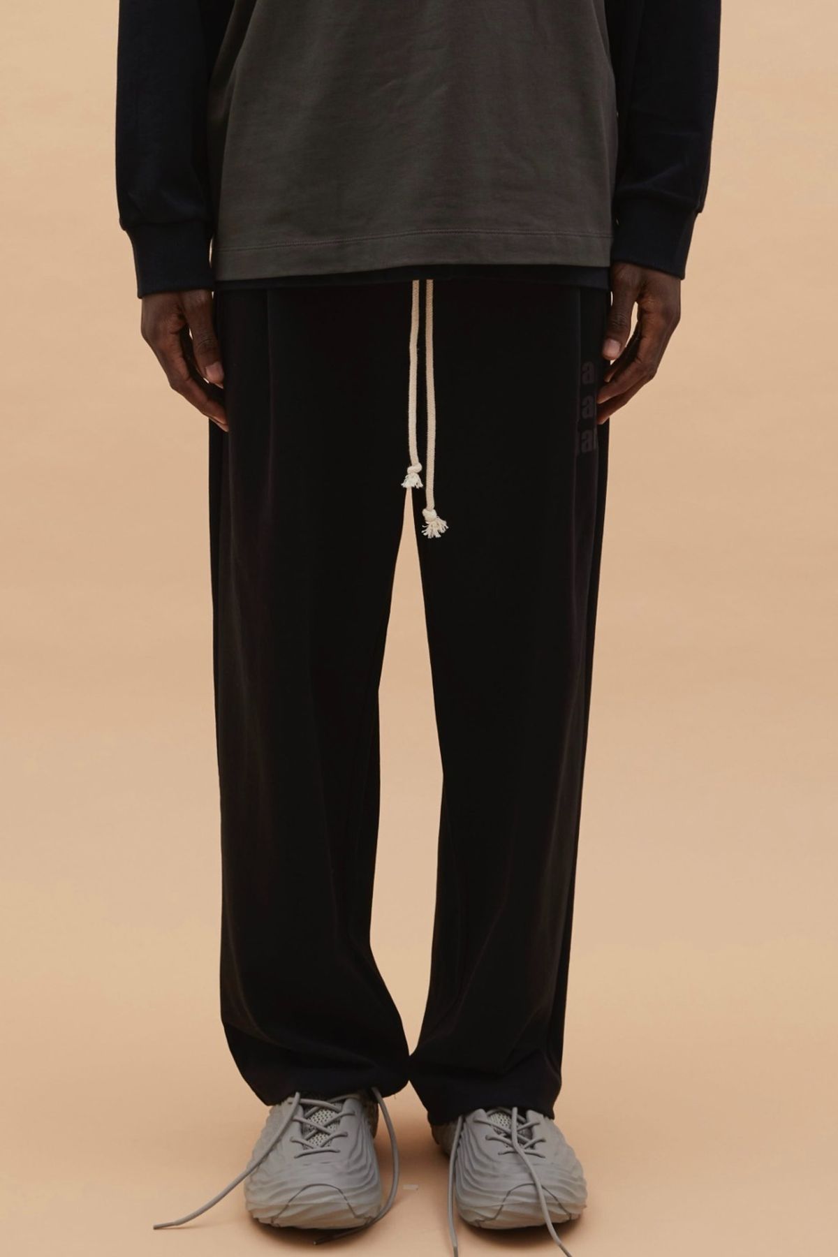 카먼트(K-GARMENT) M 원턱 와이드팬츠 BLACK