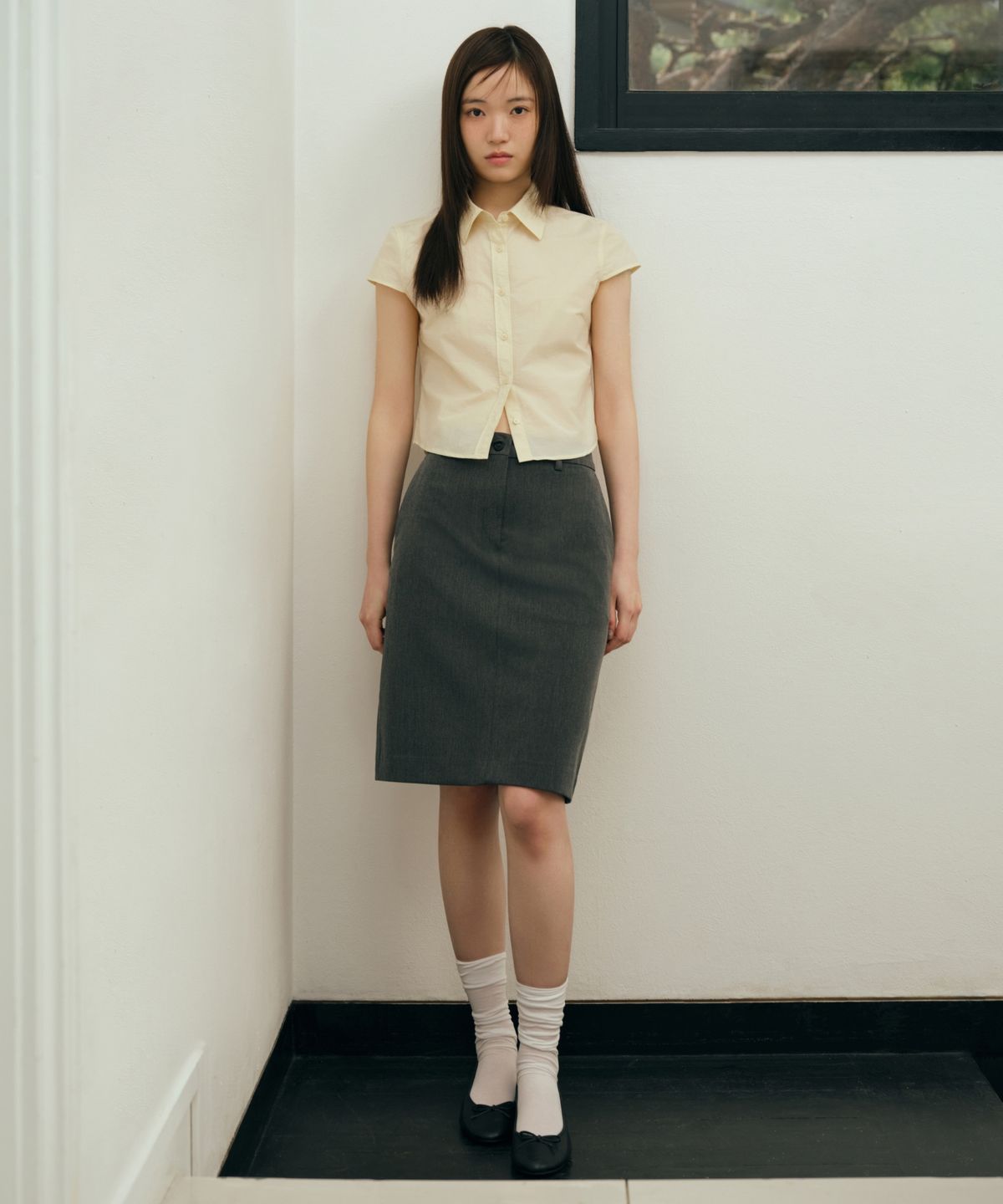 무신사 스탠다드 우먼(MUSINSA STANDARD WOMAN) 우먼즈 로 웨이스트 니 렝스 스커트 [미디엄 그레이]