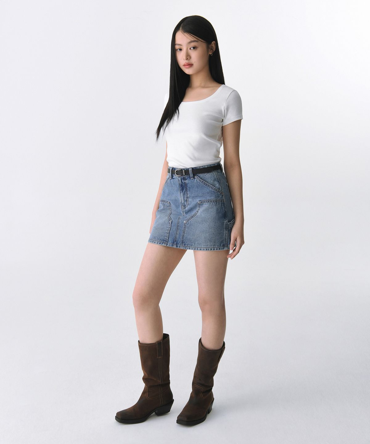 무신사 스탠다드 우먼(MUSINSA STANDARD WOMAN) 우먼즈 데님 더블 니 카펜터 미니 스커트 [라이트 인디고]
