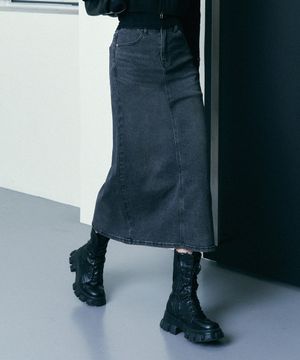 슬릿 워시드 롱 데님 스커트 흑청