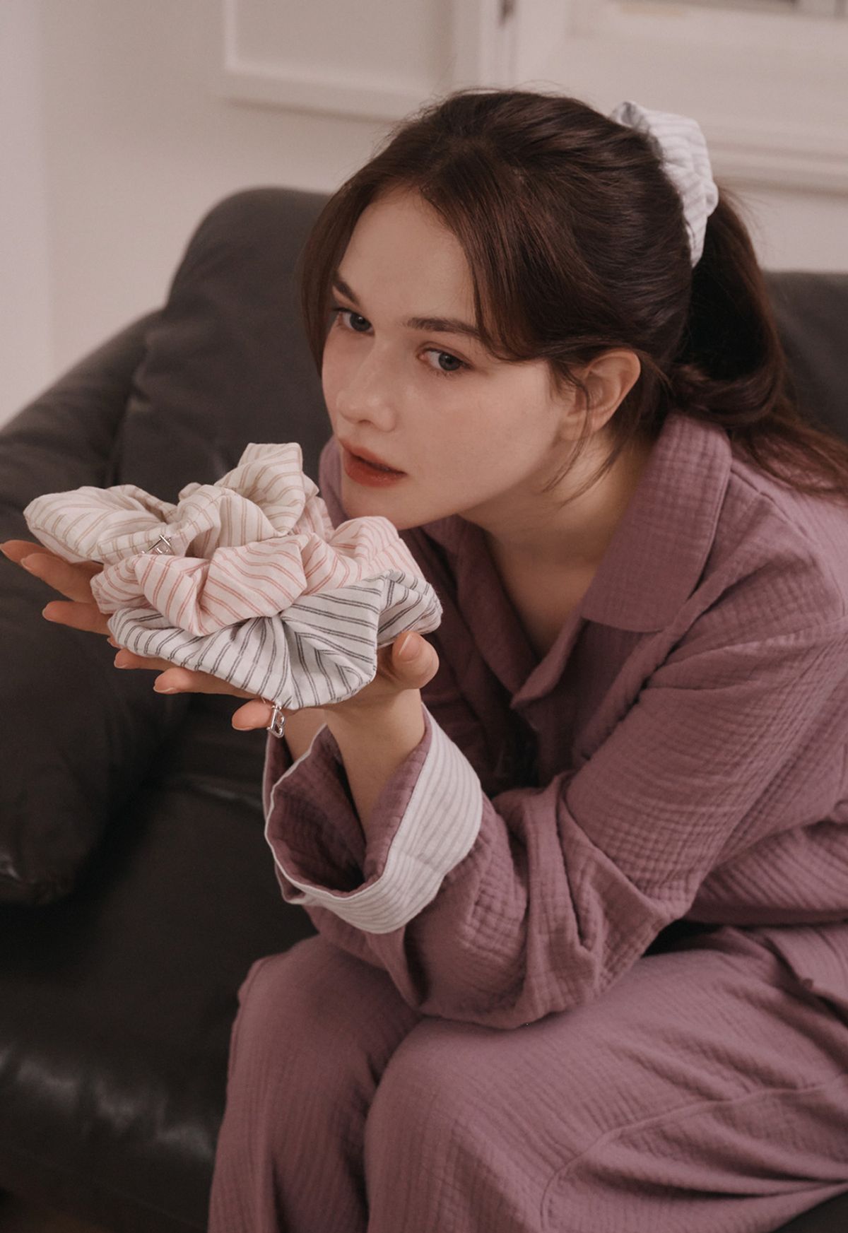 보일하우스(BOIL HOUSE) Sunset Stripe Pendant Scrunchie