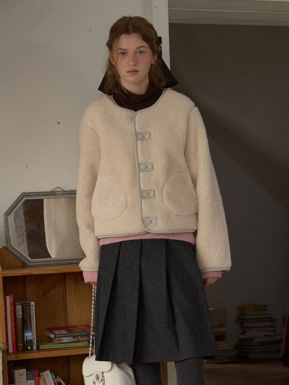 아노에틱(ANOETIC) COZY FAKE FUR JACKET_IVORY