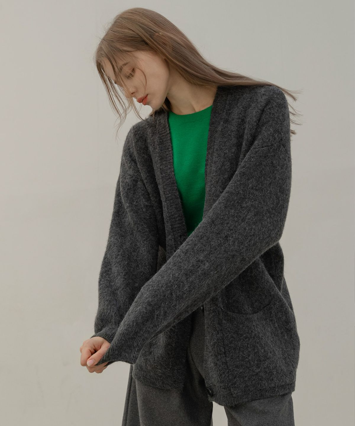 논앤논(NON AND NON) BASIC OVER FIT KNIT CARDIGAN_NWCA4168 (CHARCOAL)
