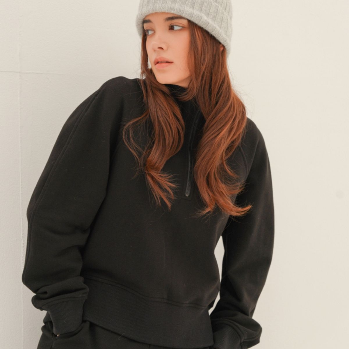 아쿠드(ACUD) (기모) High neck Half Zip up  Sweatshirt _Black