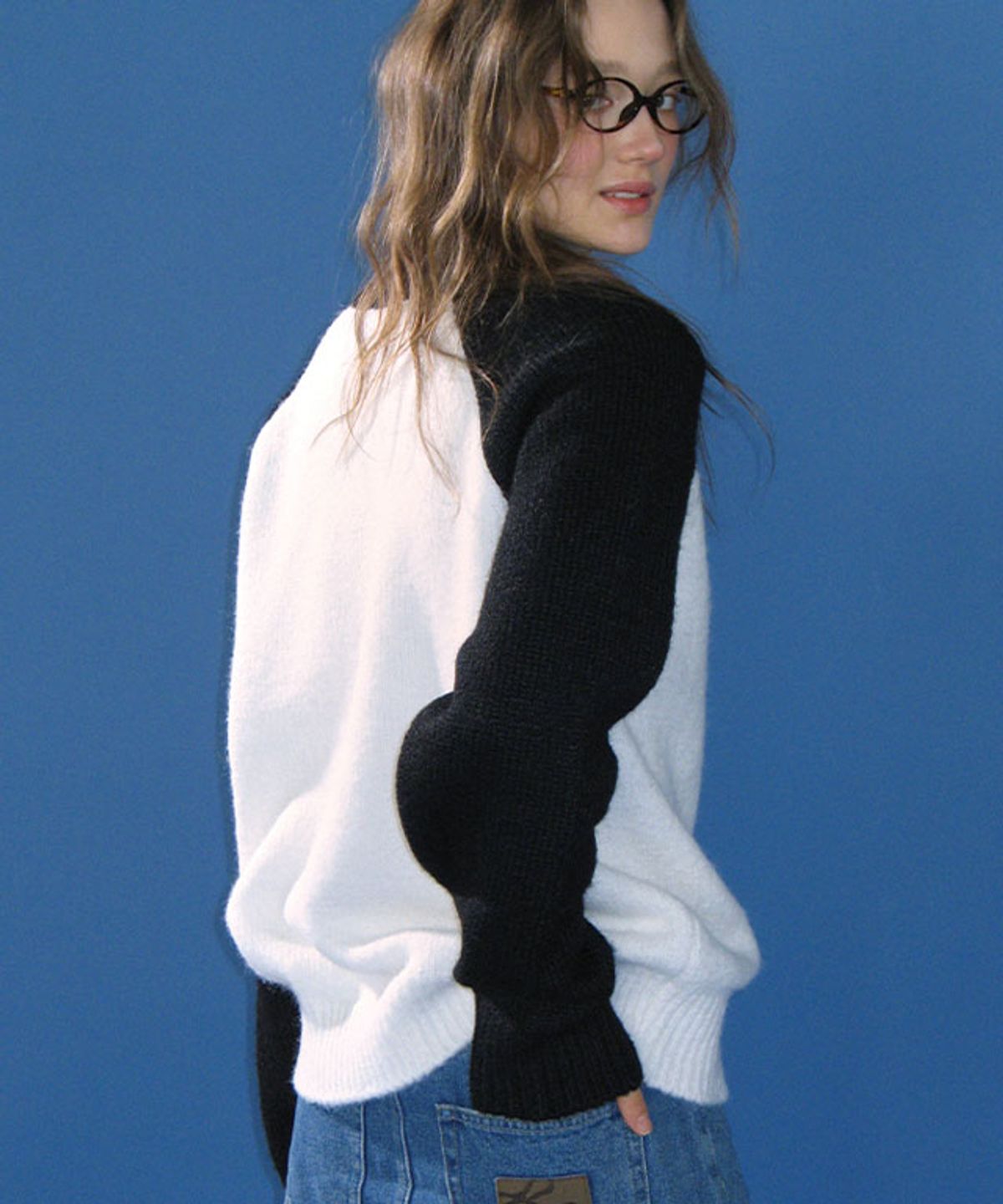 론론(RONRON) WOOL RAGLAN KNIT IVORY BLACK