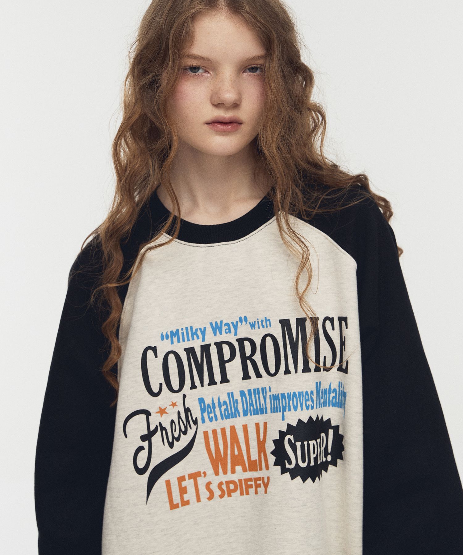 【CPGN STUDIO】24SS★ Hexagonal Raglan Sweatshirt CPGN STUDIO】24SS☆ Hexagonal Raglan Sweatshirt