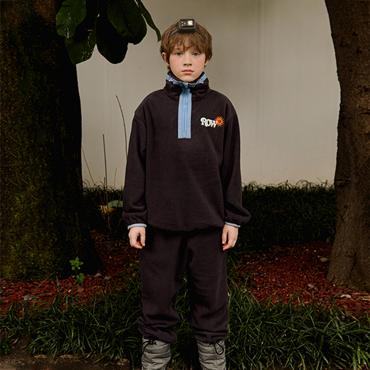 로유어보트(ROWYOURBOAT) FLEECE HALF-ZIP SWEATSHIRT (CHARCOAL)