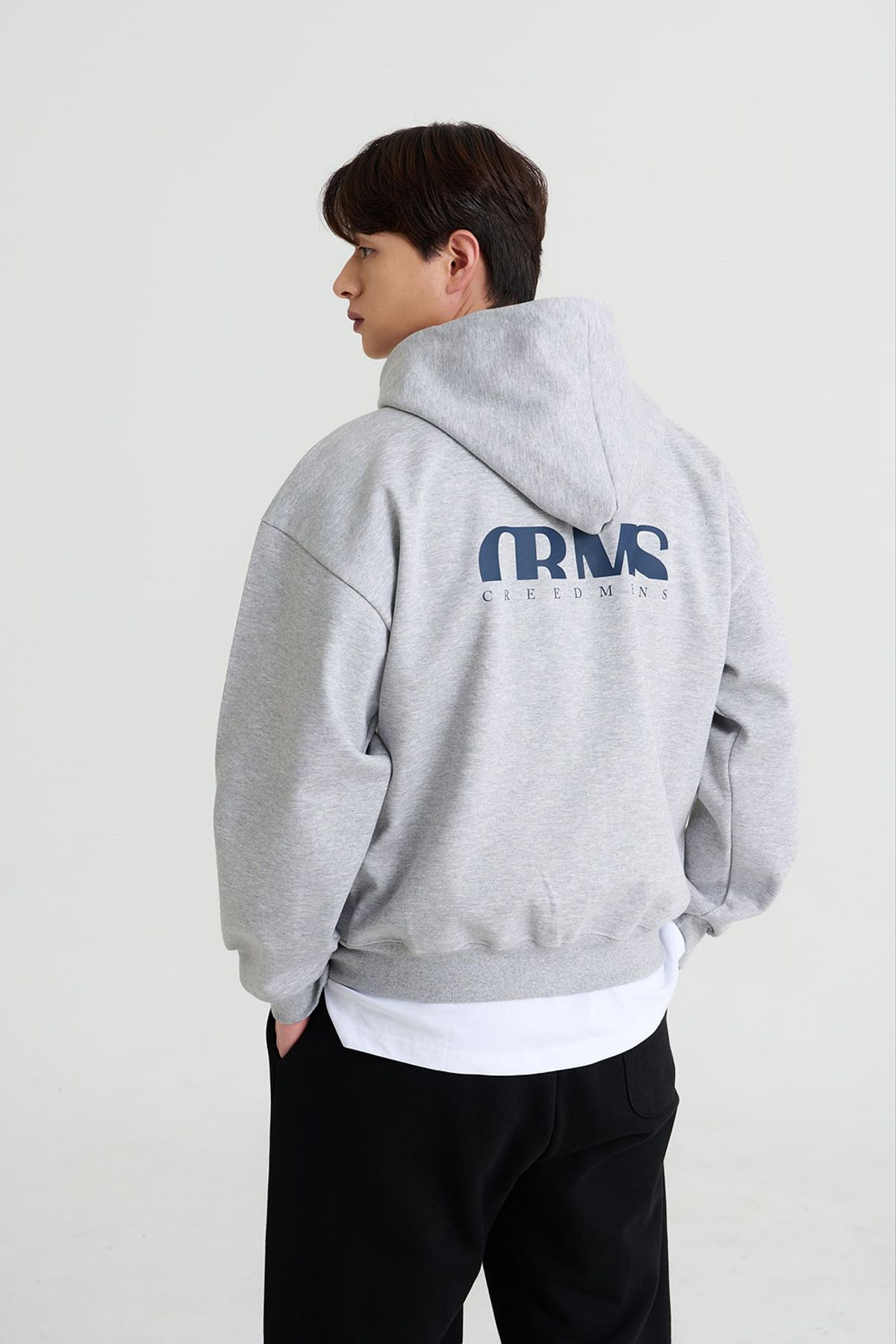 크레드먼스(CREEDMENS) CRMS 하프 로고 후드 집업