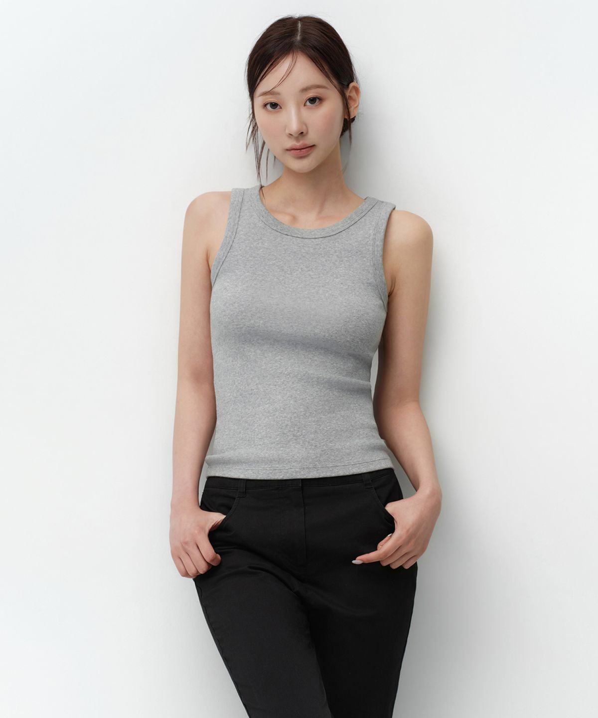 무신사 스탠다드 우먼(MUSINSA STANDARD WOMAN) 우먼즈 에센셜 탱크 탑 [미디엄 그레이]