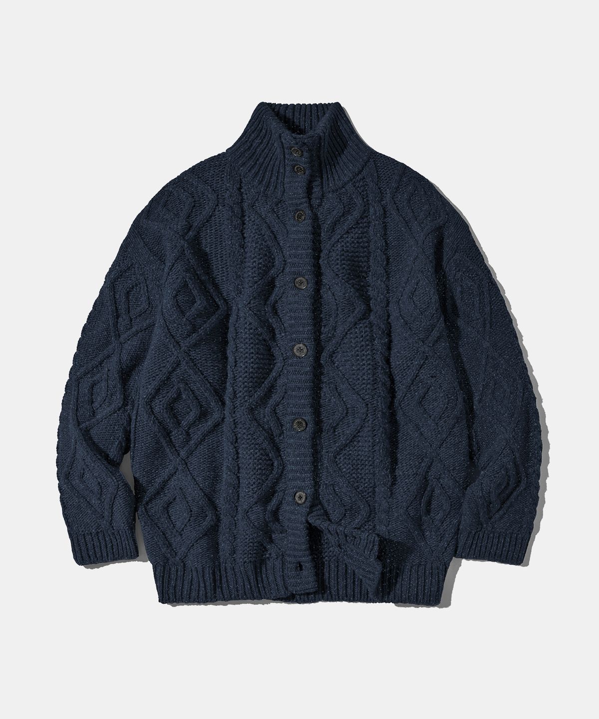 다이아몬드 레이라(DIAMOND LAYLA) Turtleneck Two Buttons Cardigan C8 Dark Navy Melange