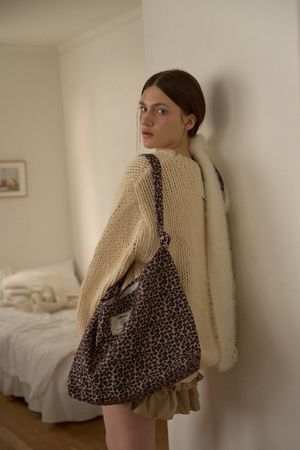 LEOPARD SHOULDER BAG_BROWN