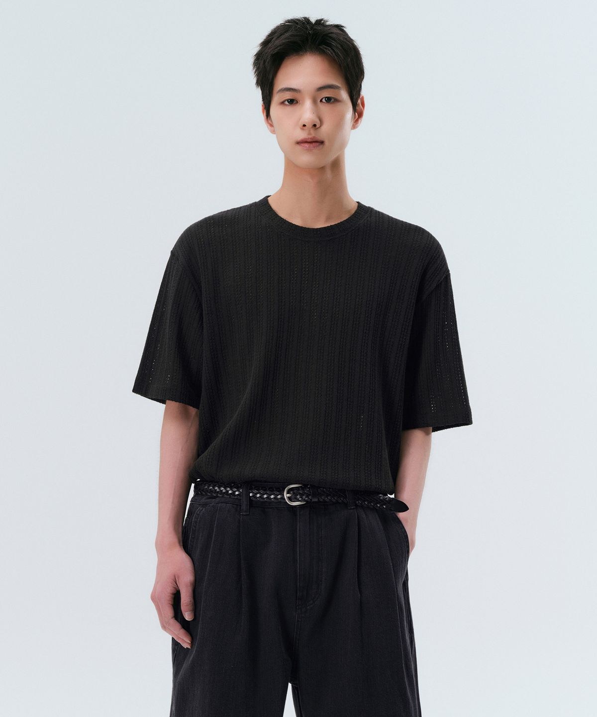 무신사 스탠다드(MUSINSA STANDARD) 릴렉스드 크로셰 니트 티셔츠 [블랙]