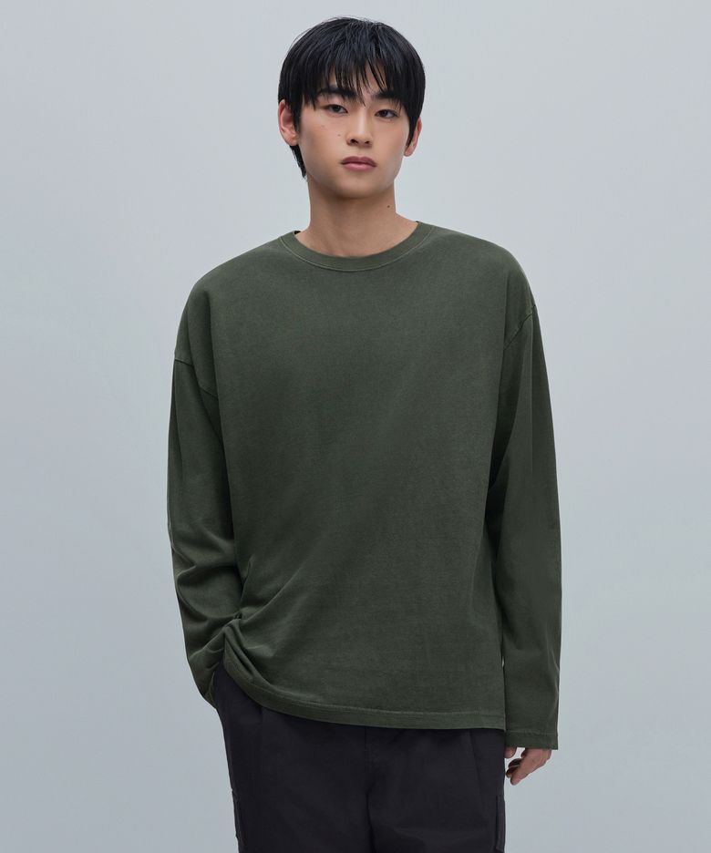 피그먼트 릴렉스드 크루 넥 긴소매 티셔츠 [카키]