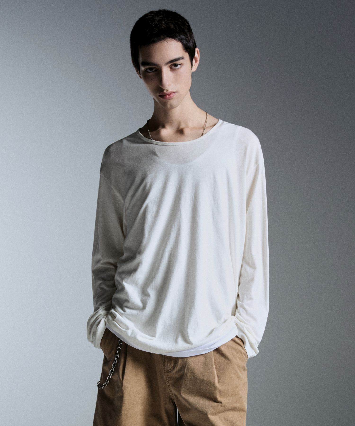 Tシャツ・カットソー *MUSINSA STANDARD* Relaxed CR Scoop Neck Long Sleeve T-Shirt MUSINSA | MUSINSA STANDARD Relaxed Lightweight CR Scoop Neck