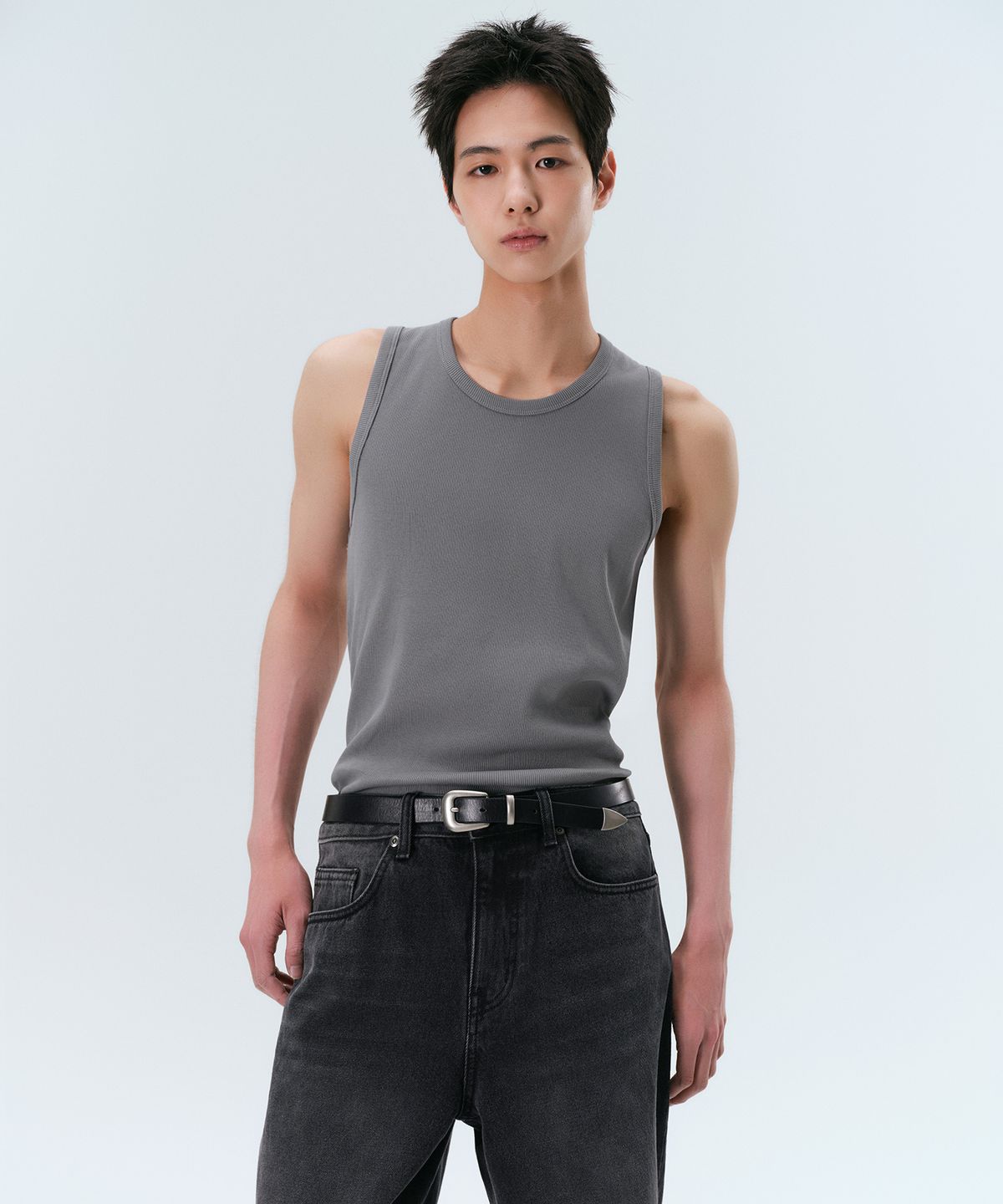 무신사 스탠다드(MUSINSA STANDARD) 에센셜 탱크 탑 [그레이]