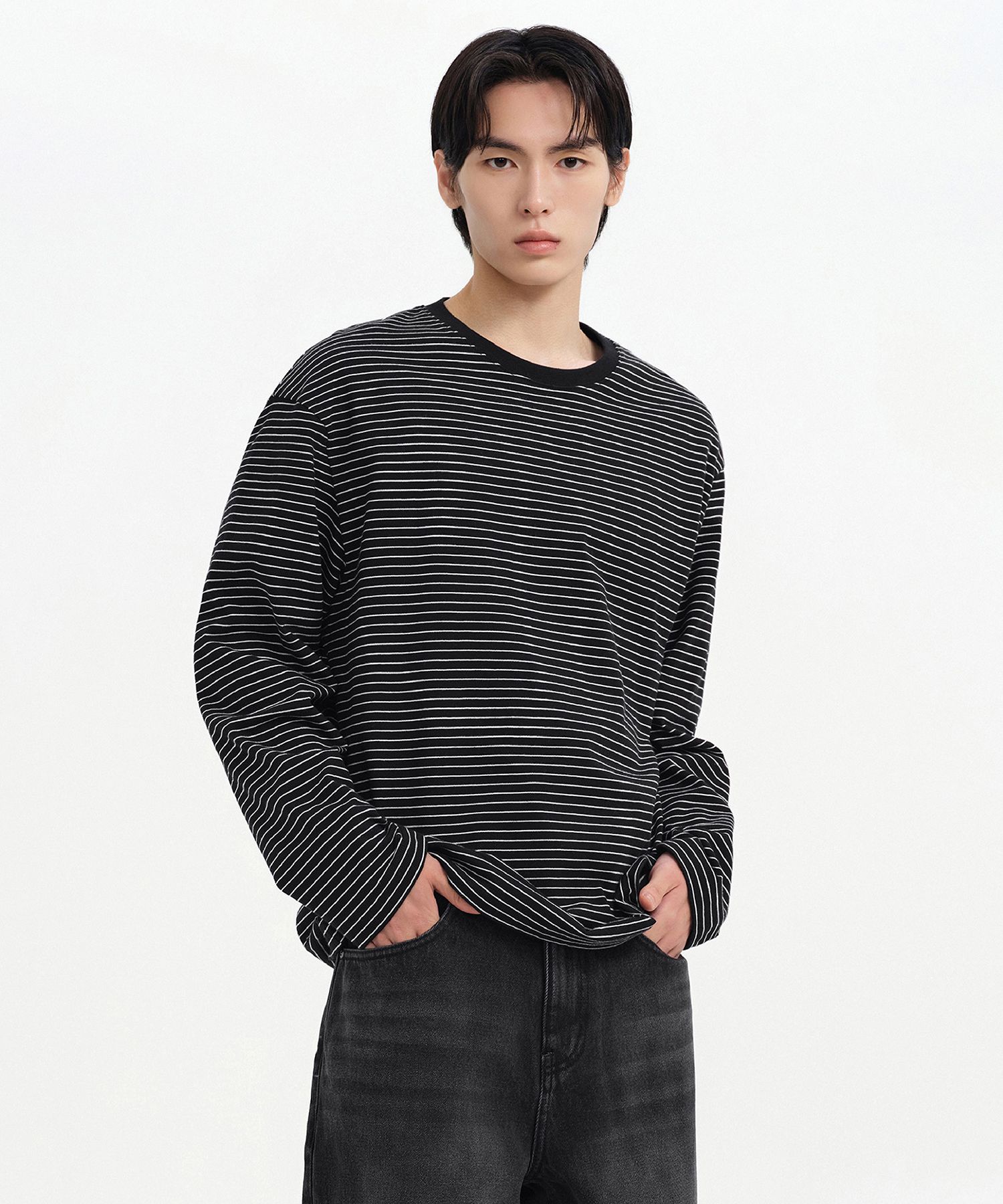 MUSINSA | MUSINSA STANDARD Pinstripe Relaxed Long Sleeve T-Shirt