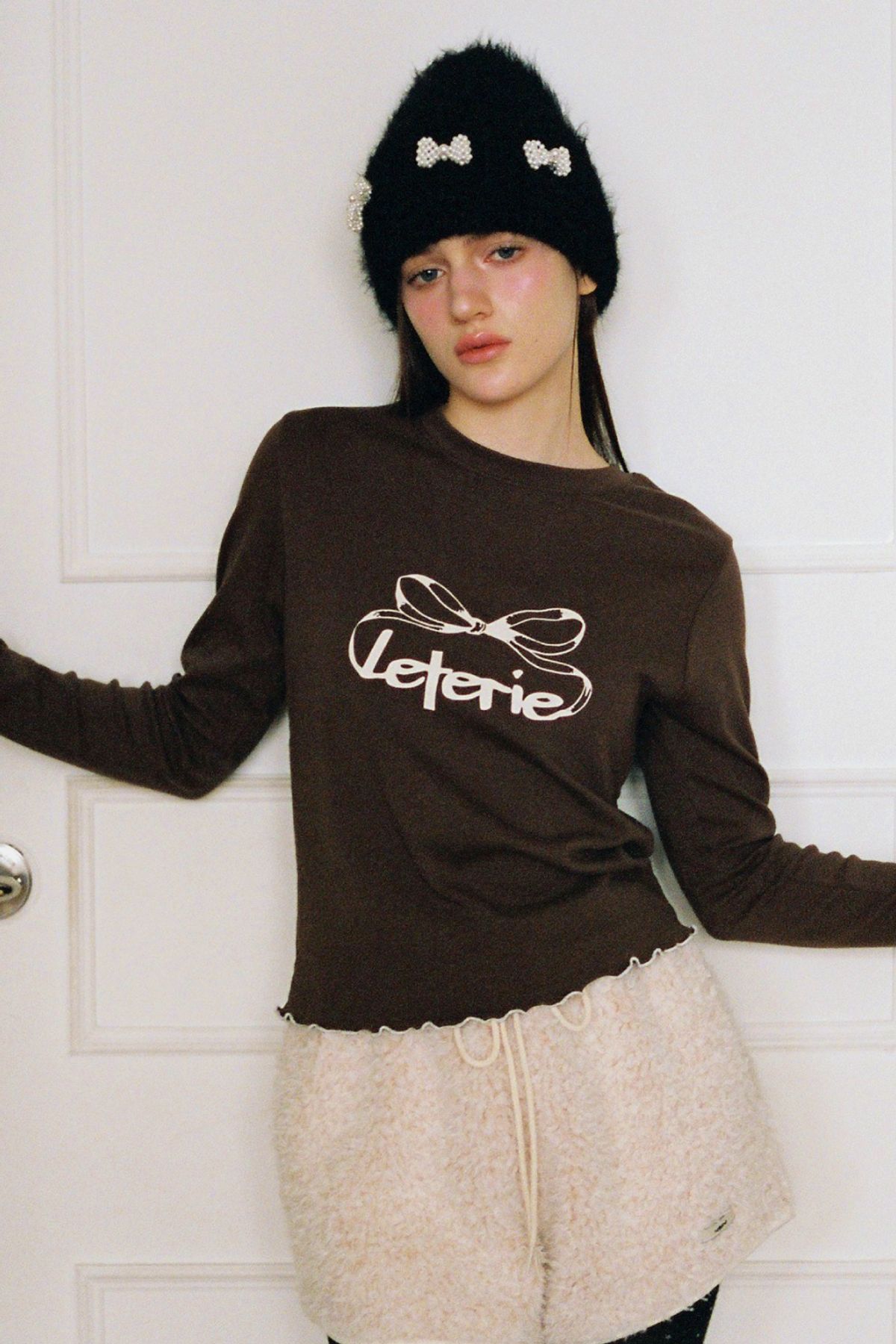 레터리(LETERIE) LETERIE FLOUNCE RIBBON T-SHIRT_BROWN