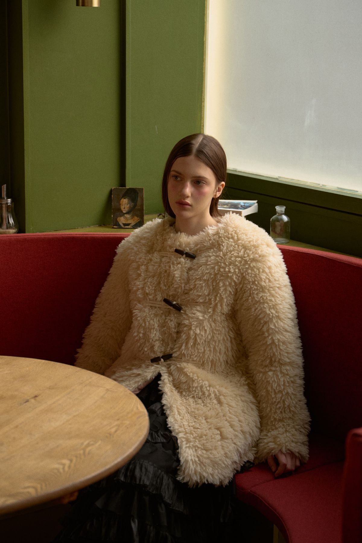 레터리(LETERIE) TOGGLE BUTTON FUR JACKET_IVORY