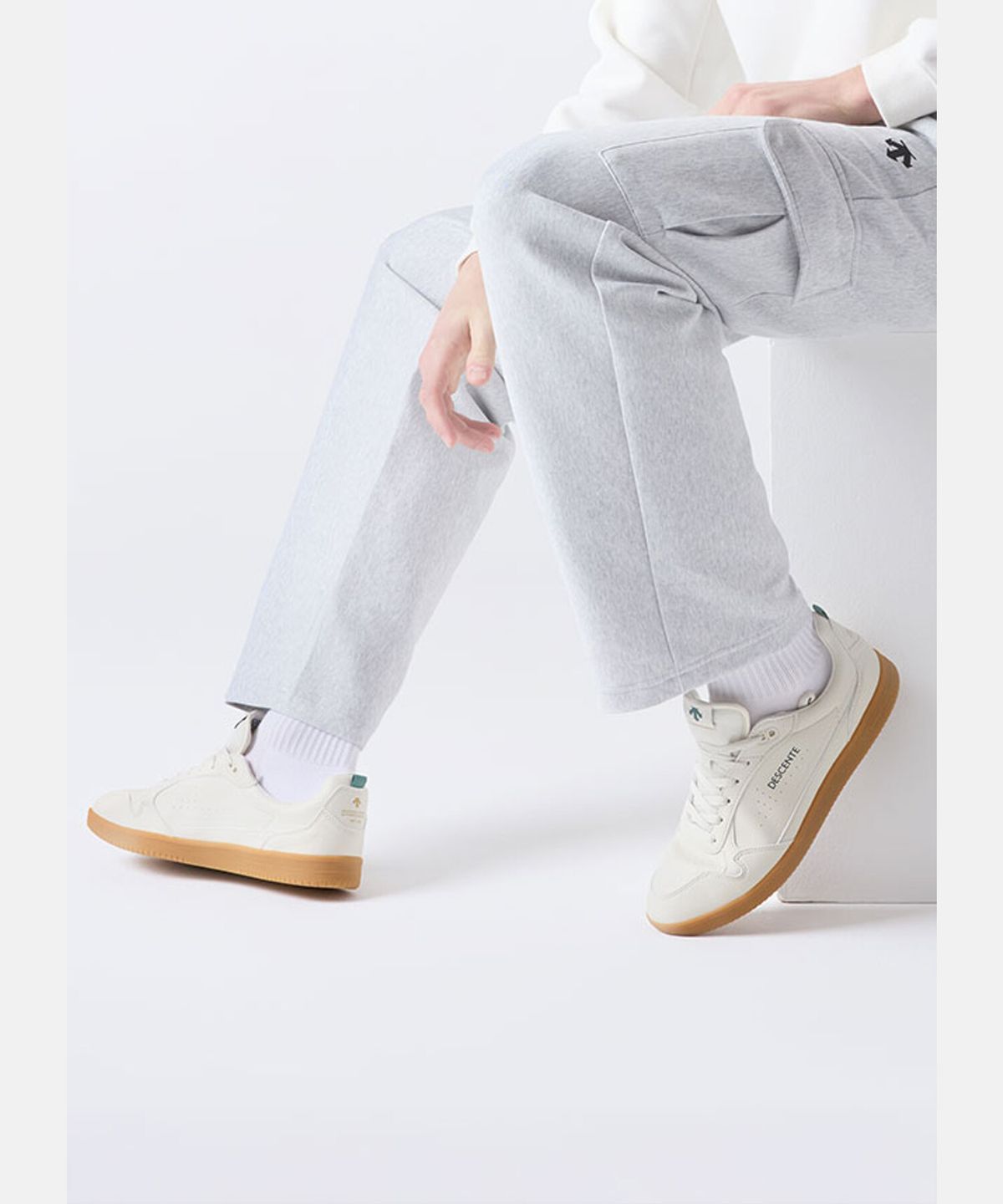 데상트(DESCENTE) 어반 코트 크림(SQ123LSN17)