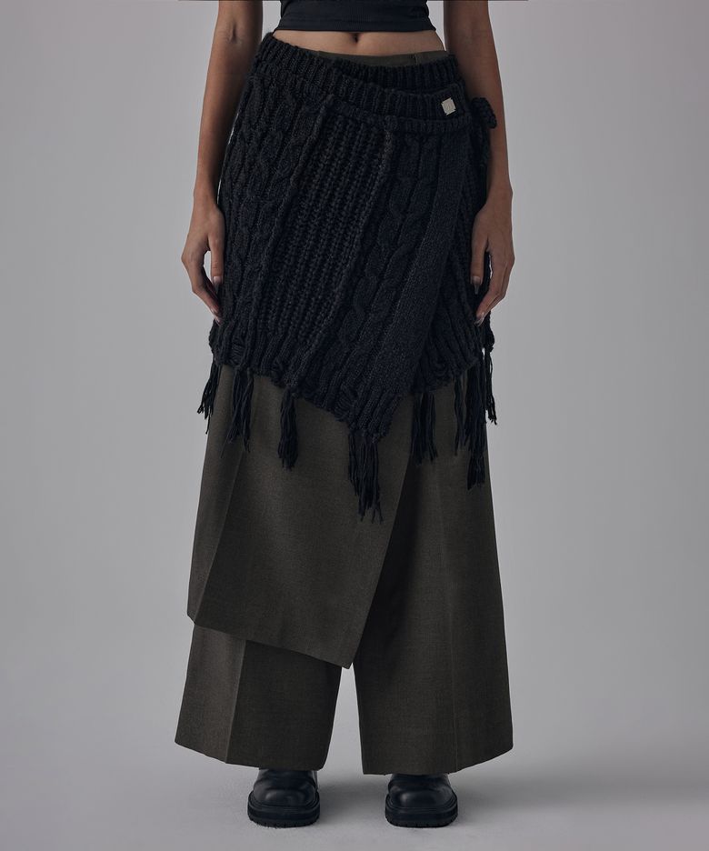 Wool Damage Tassel Knit Set-Up Layered Wrap [ Black ]