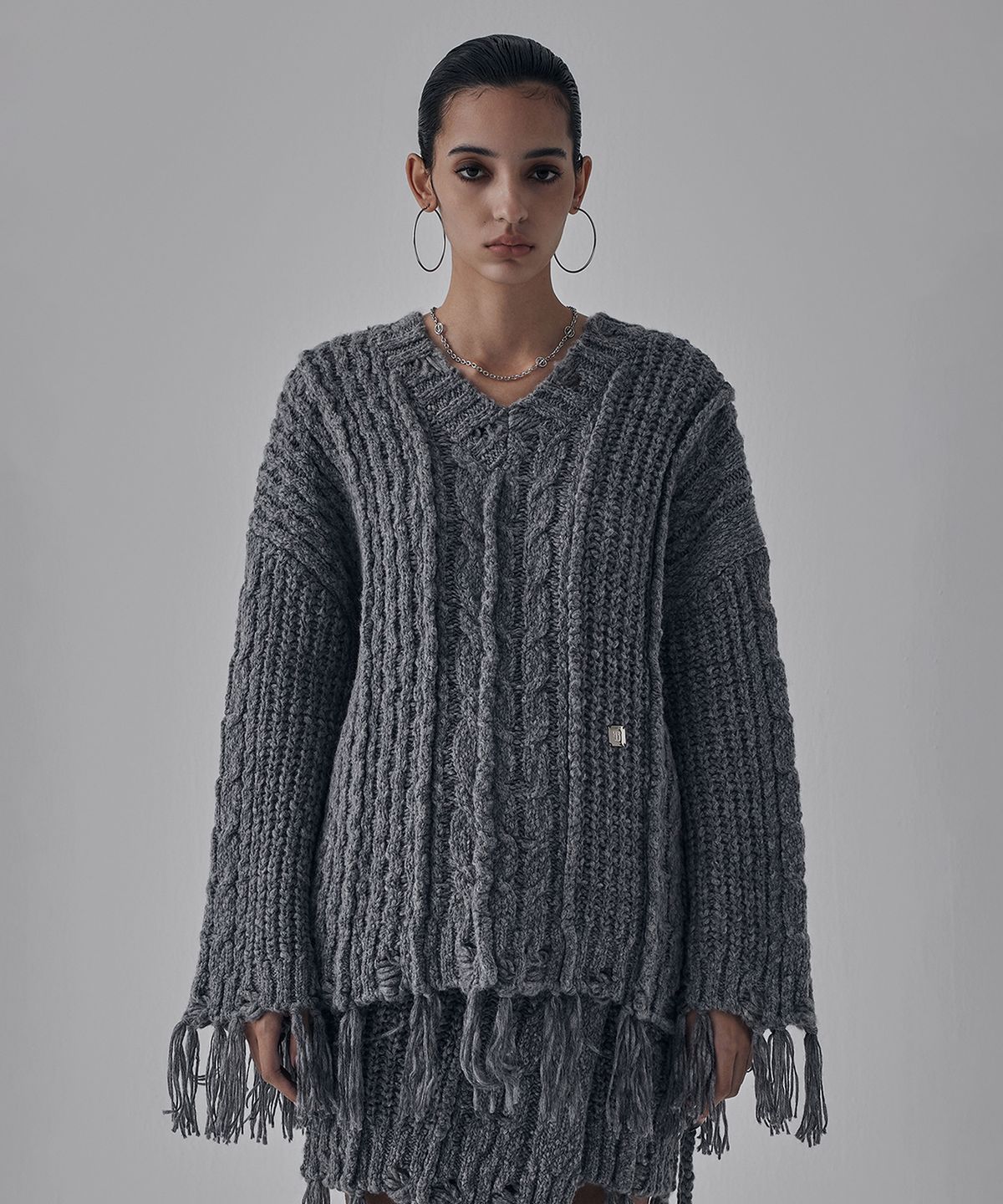 트리밍버드(TREEMINGBIRD) Wool Damage Tassel Knit Set-Up Pullover [ Gray ]