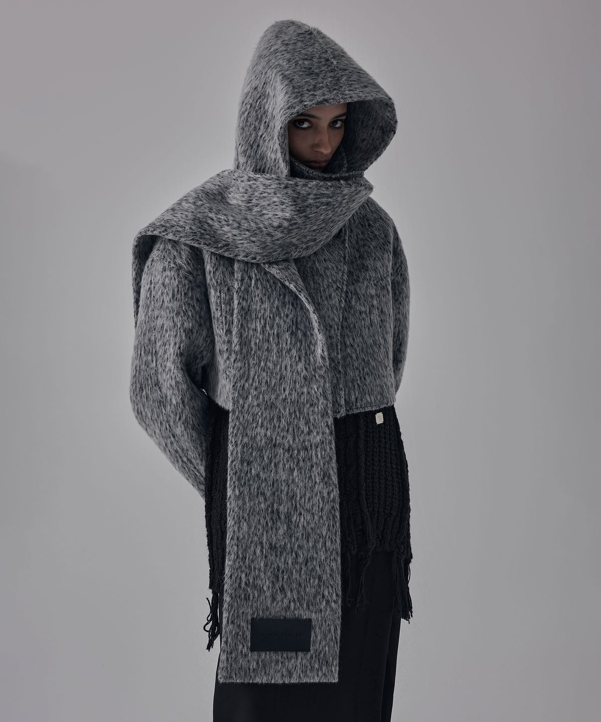 트리밍버드(TREEMINGBIRD) Hairy Hoddie Muffler Set-up Crop Coat [ Gray ]