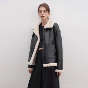 페이크레더무스탕_V4D-CJK012