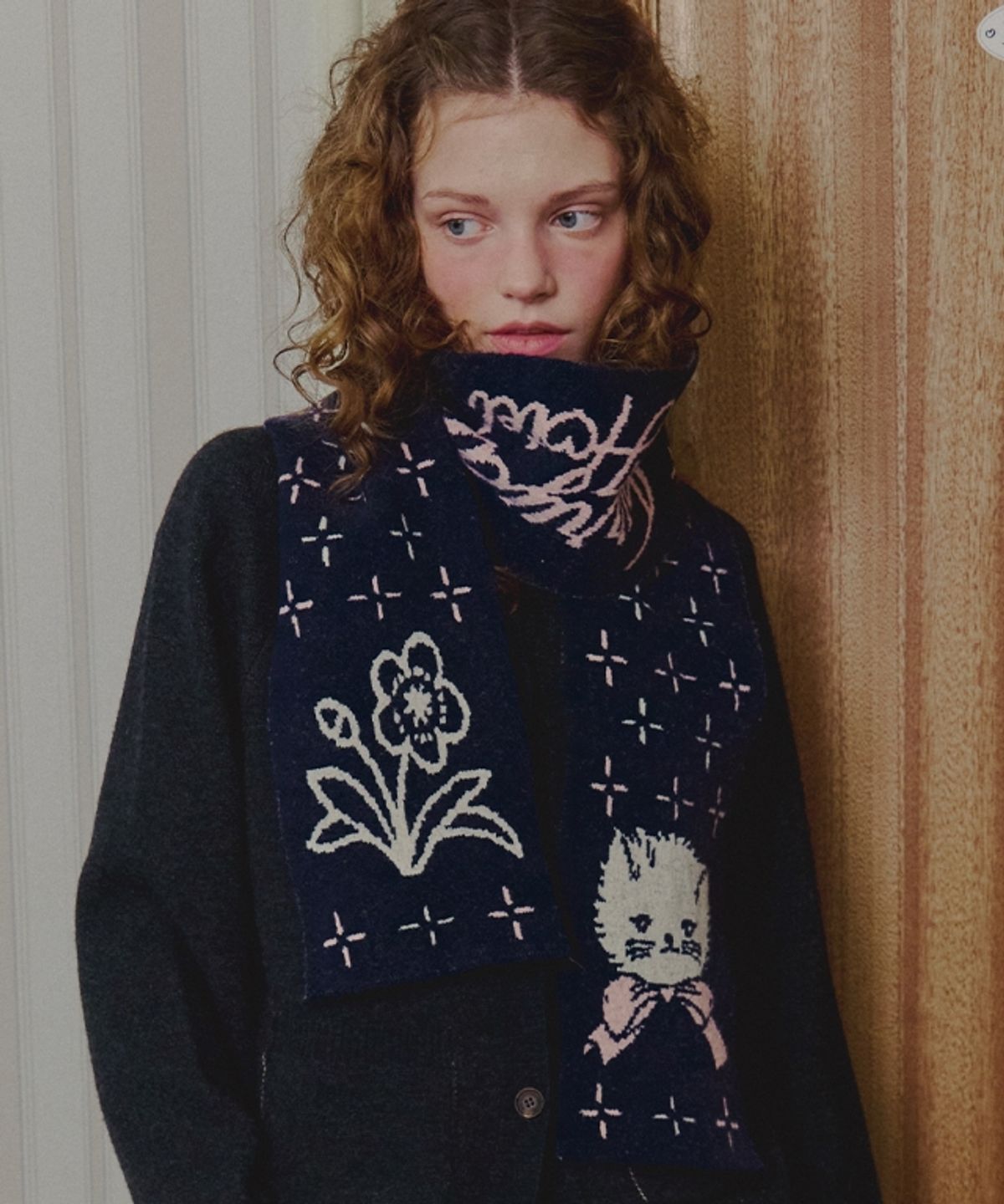 론론(RONRON) FURRY CAT MUFFLER NAVY