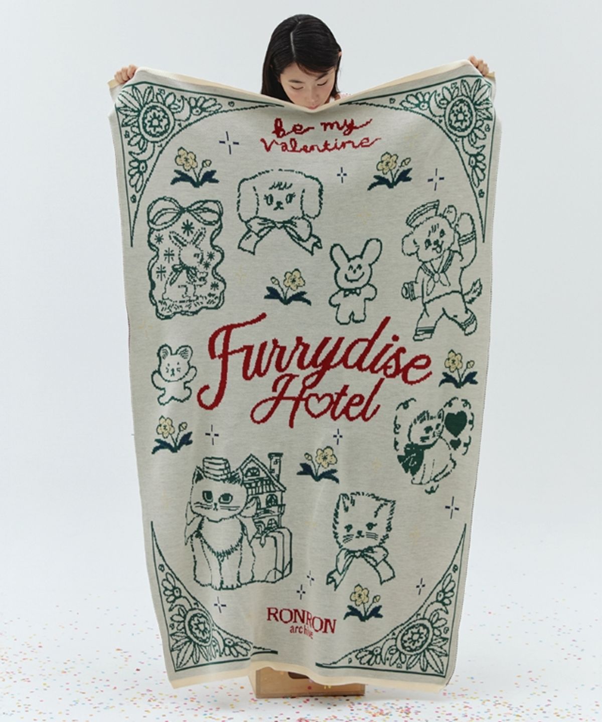 론론(RONRON) FURRYDISE BLANKET IVORY