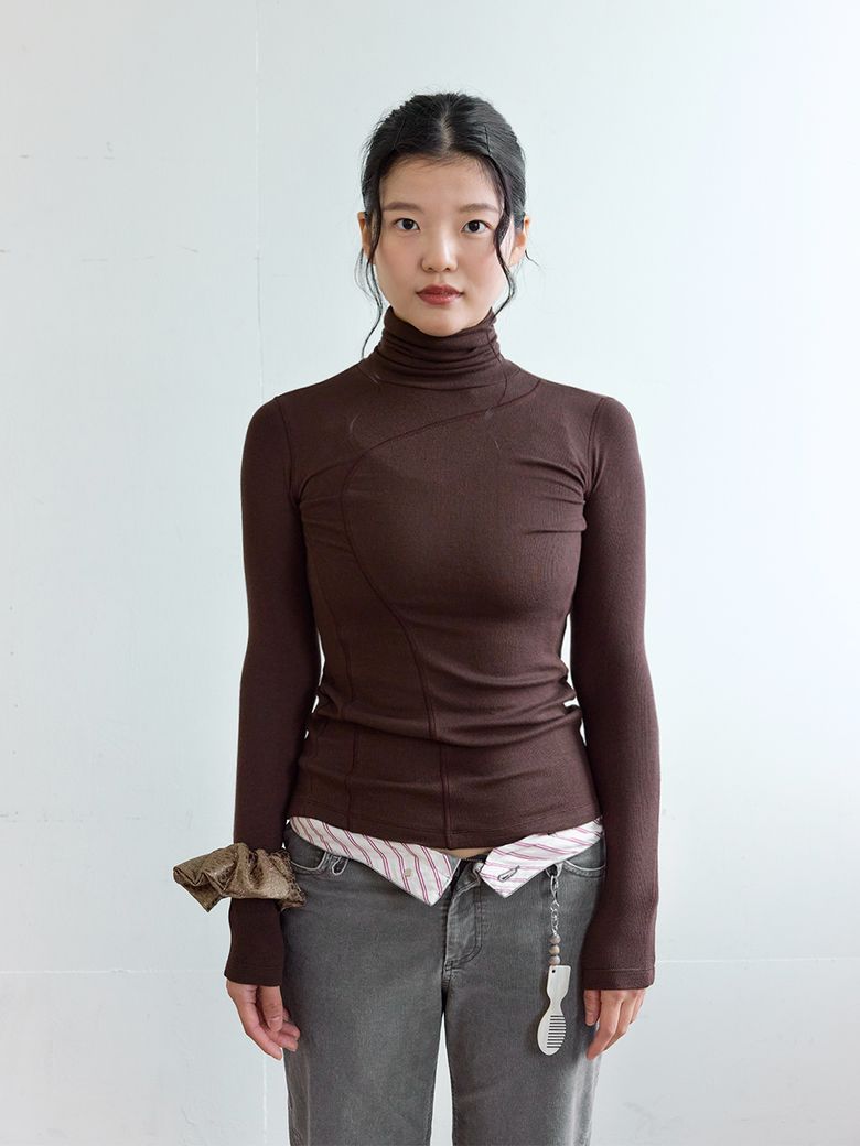 Natural Stalk Turtleneck Deep Brown