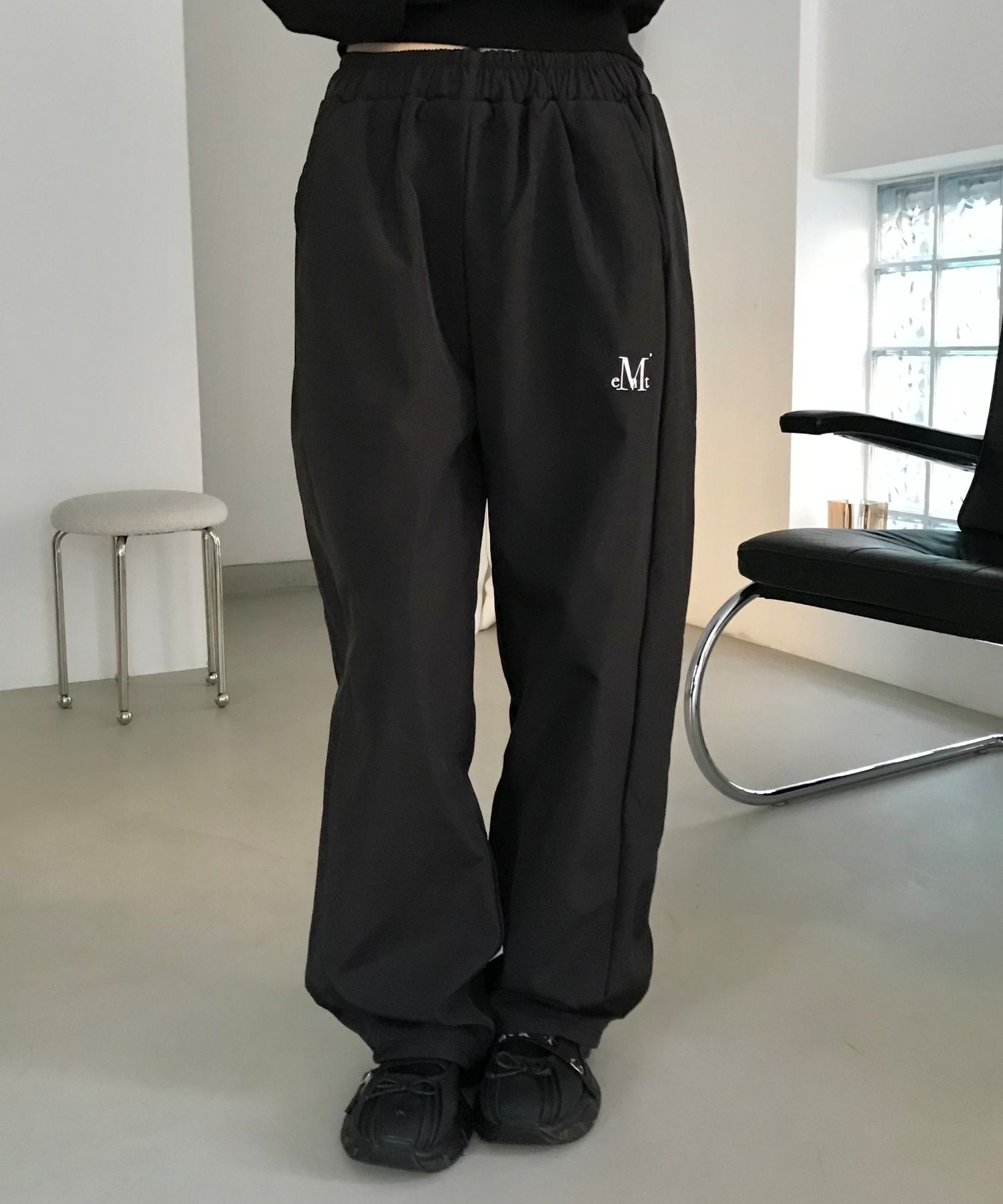 パンツ MUCENT Funny Gimo Poly Wide Banding Pants Unisex 3 Colors P0 MUSINSA公式 | MUCENT Funny Gimo Poly Wide Banding Pants