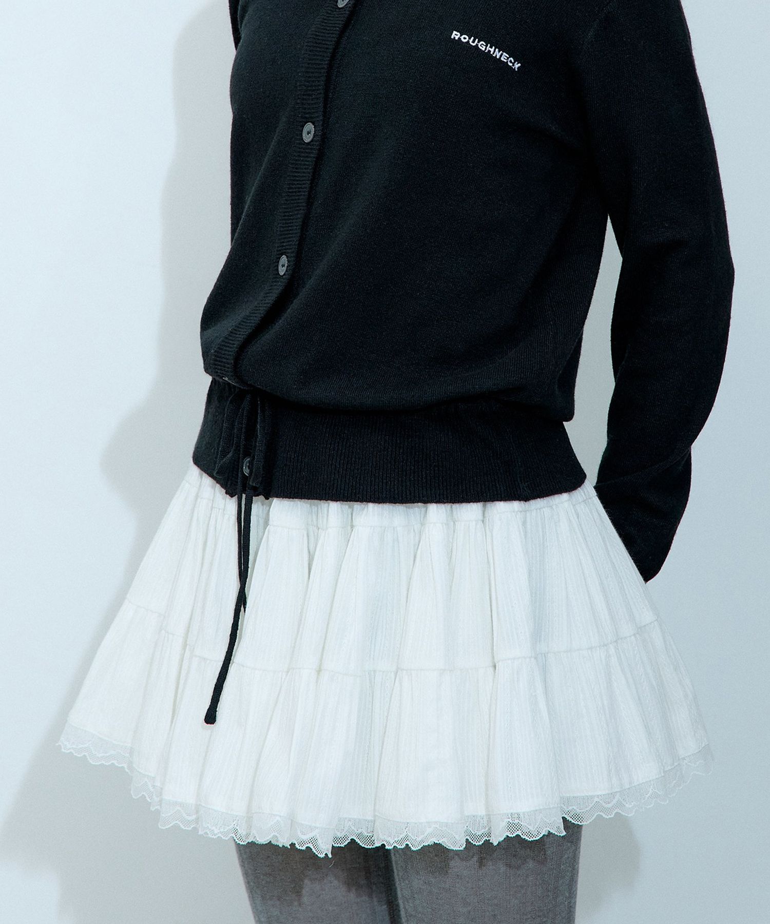 【韓国ROUGHNECK ラフネック】POM POM VOLUME SKIRT MUSINSA | ROUGHNECK Pom Pom Volume Skirt White