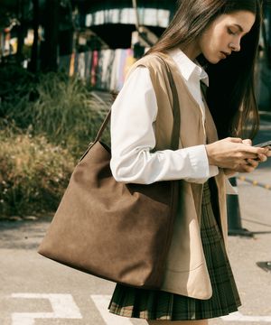 루앙 스웨이드 숄더백