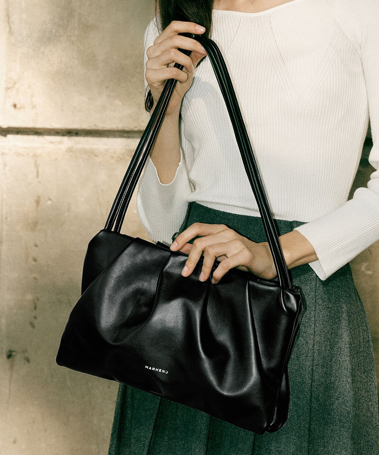 Diana Bag in Black