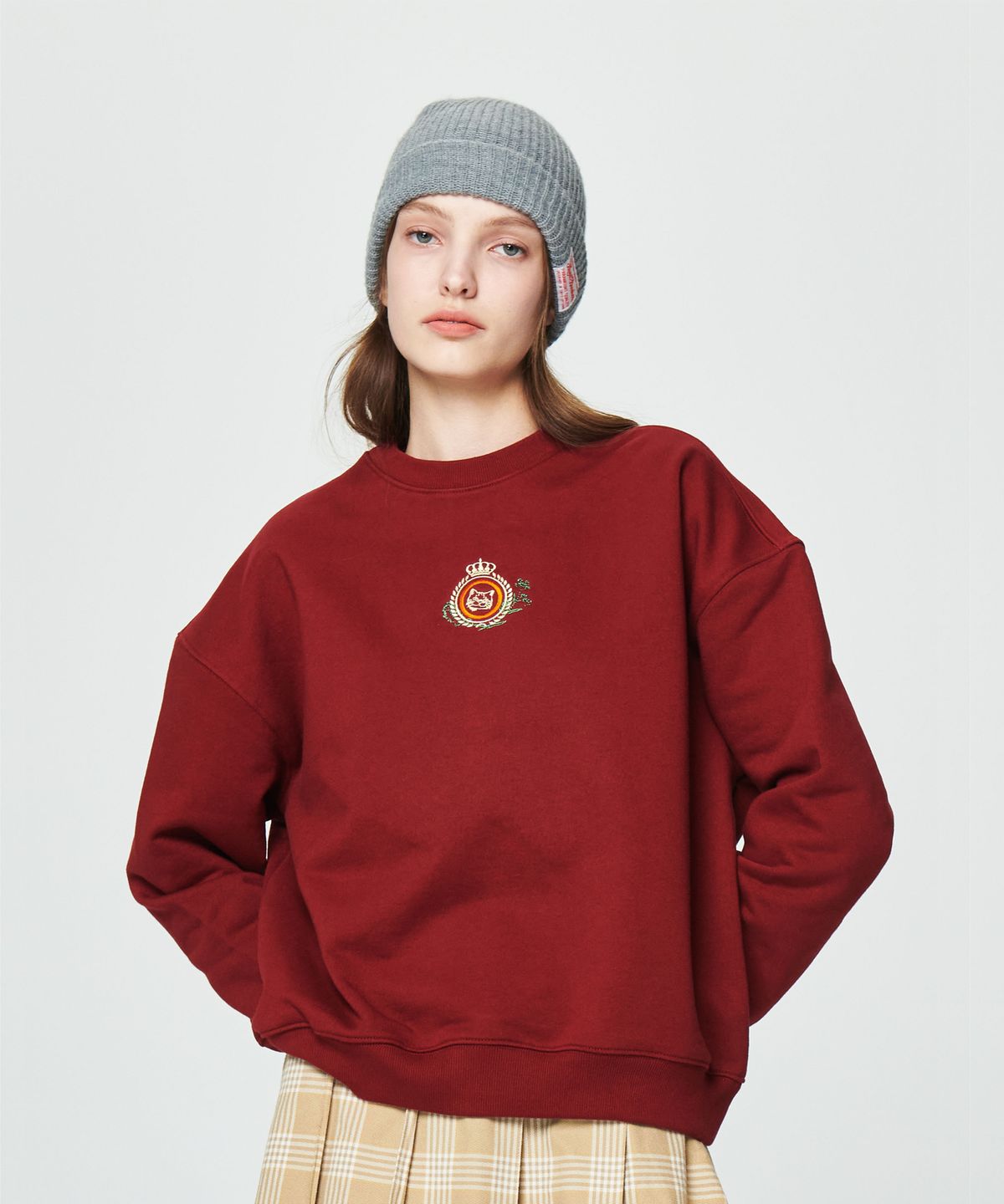 파스파르투(PASPARTU) EMBLEM EMBROIDERY SWEATSHIRT [WINE]