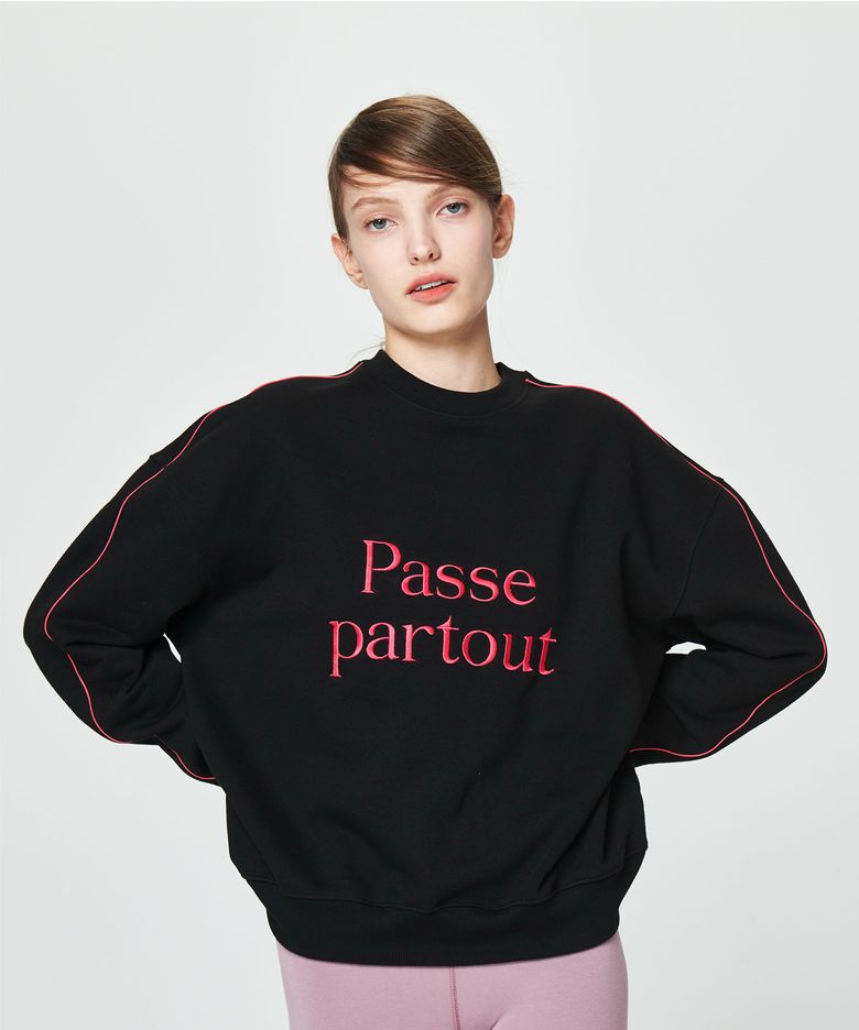 PASSE PARTOUT LOGO SWEATSHIRT [BLACK]