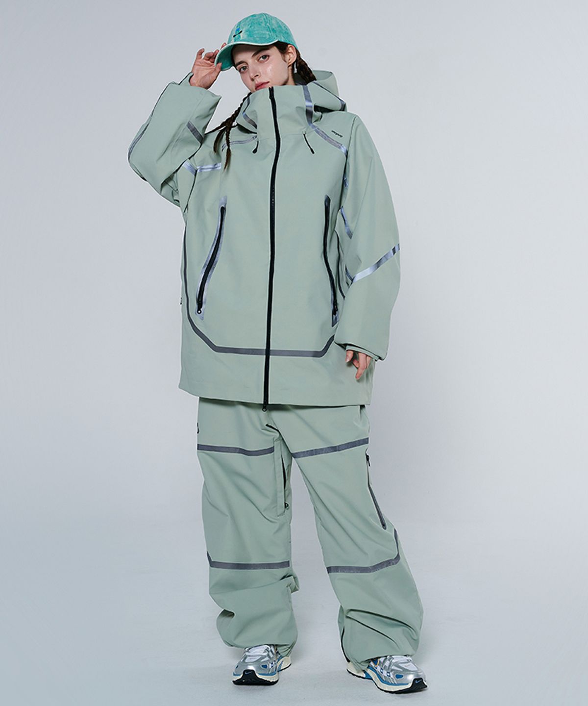 돌아우터웨어(DOLL OUTERWEAR) [DOLL X DUMDIDUM] 2425 베가 자켓&팬츠 보드복 세트 MINT 남녀공용