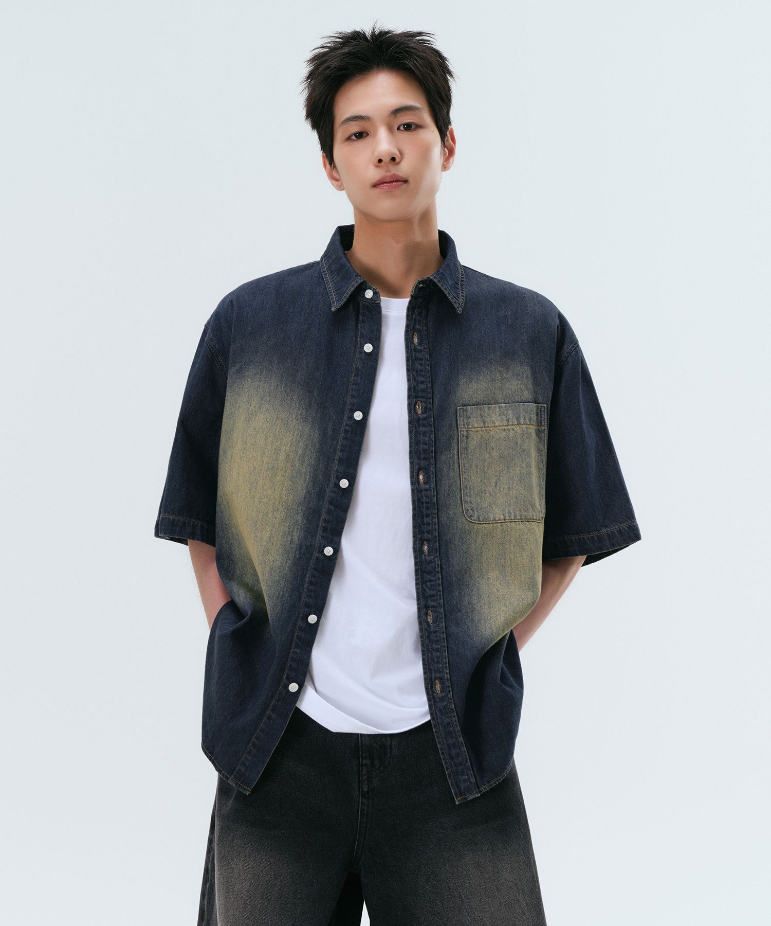 ★MUSINSA STANDARD★ Big Brush Relaxed Short Sleeve Denim Sh MUSINSA | MUSINSA STANDARD Big Brush Relaxed Short Sleeve