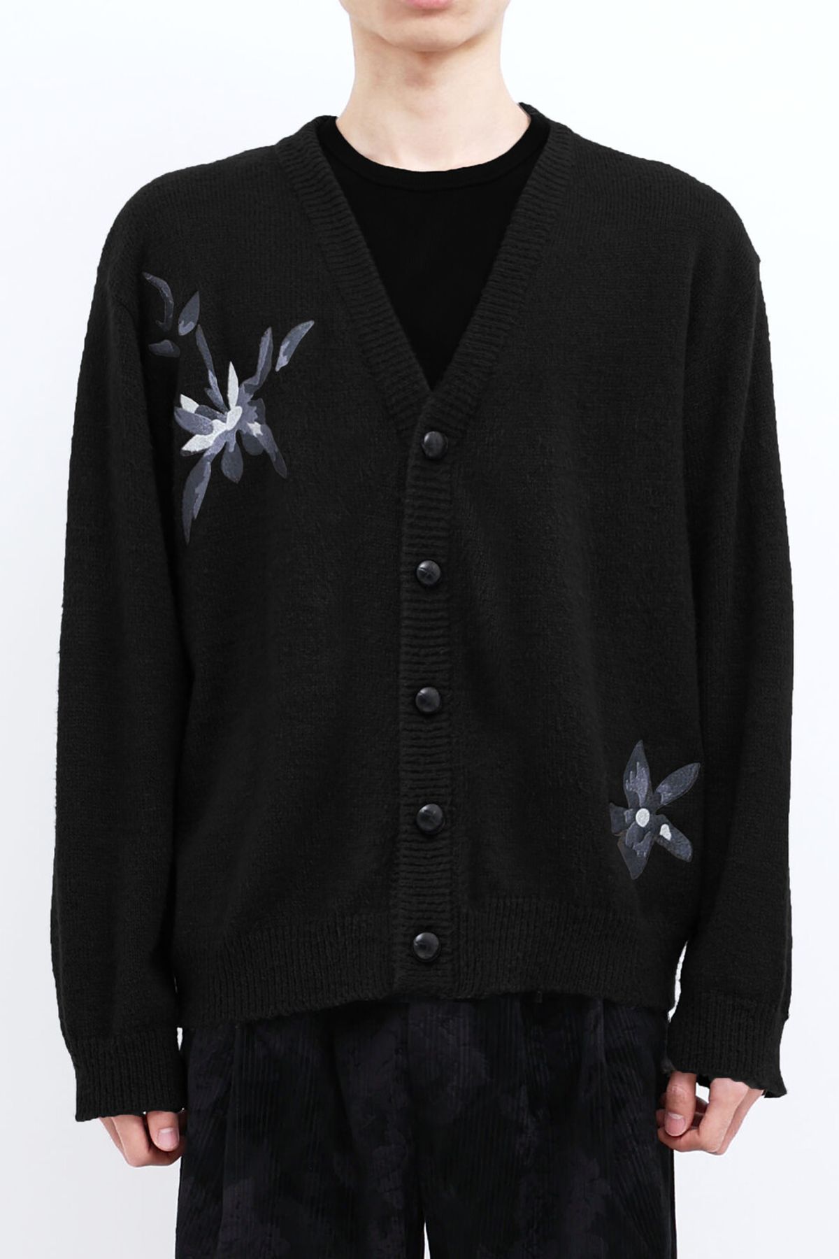 음양(EYC) Flower Embroidery Cardigan(black)